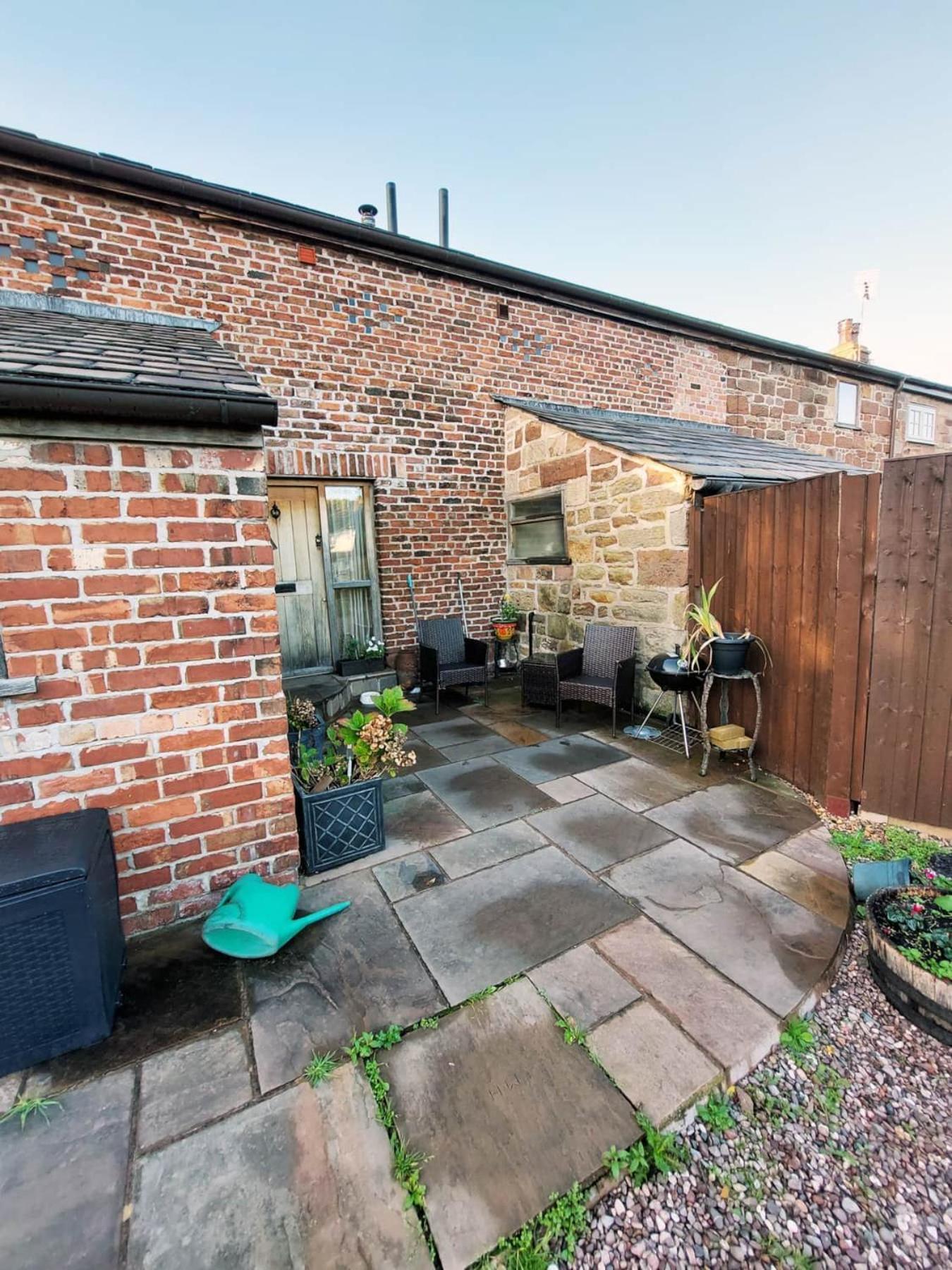 The Old Mill Barn With Hot Tub And Private Use Of Heated Pool Villa Wirral Eksteriør billede