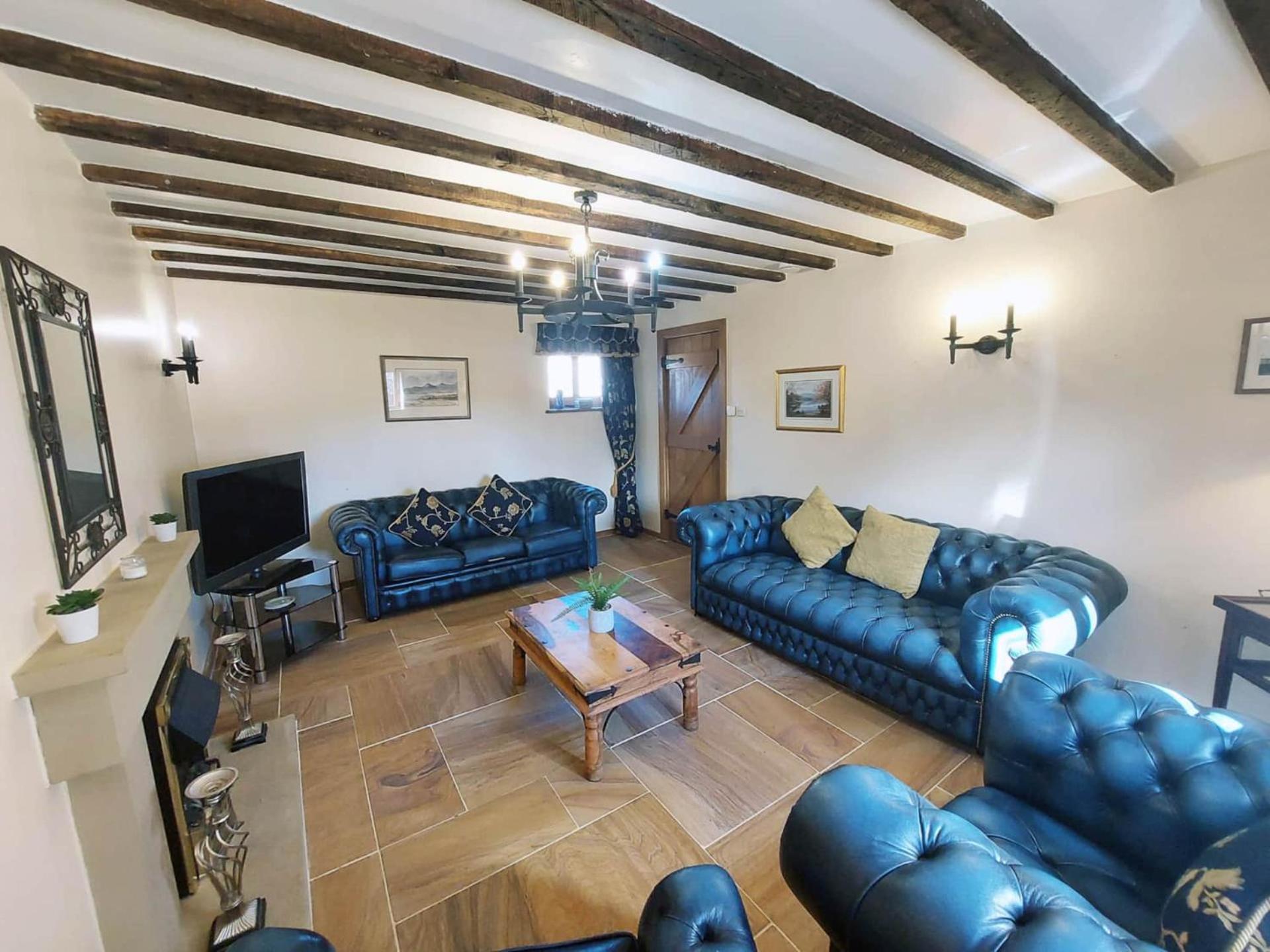 The Old Mill Barn With Hot Tub And Private Use Of Heated Pool Villa Wirral Eksteriør billede
