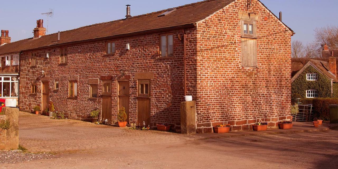 The Old Mill Barn With Hot Tub And Private Use Of Heated Pool Villa Wirral Eksteriør billede